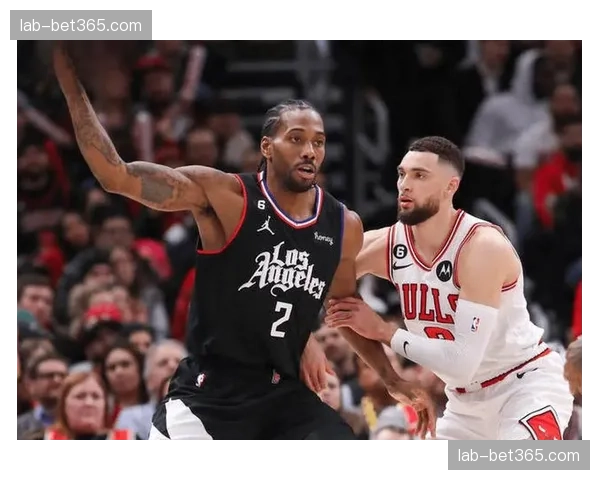 伦纳德中距离背身单打依旧稳健 快船前锋季后赛模式预热 伦纳德中距离背身单打依旧稳健 快船前锋季后赛模式预热